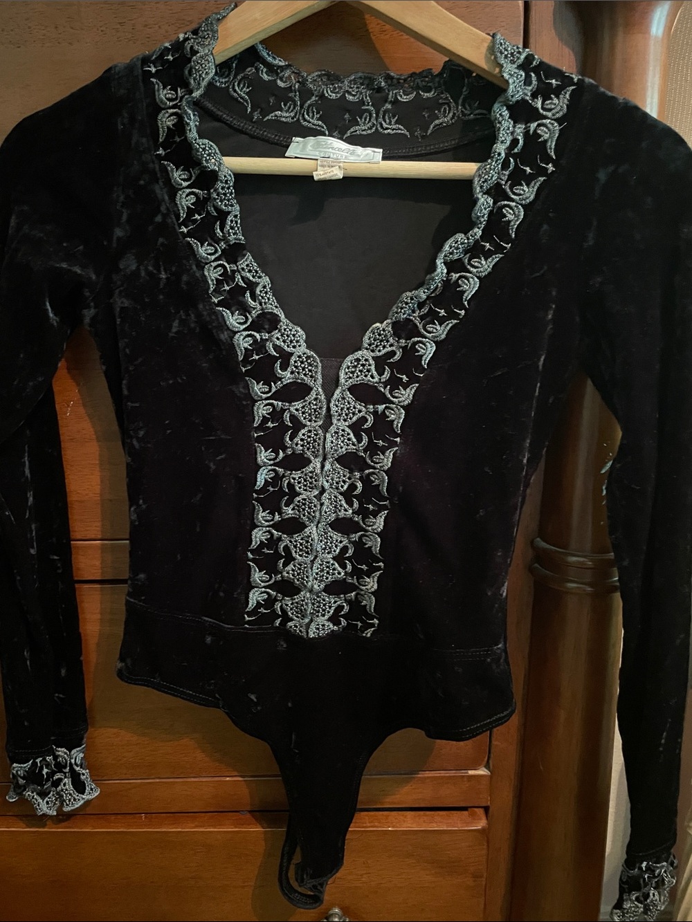 Black Velvet Long-Sleeve Bodysuit with Lace Trim size XS petite - Picture 4 of 4